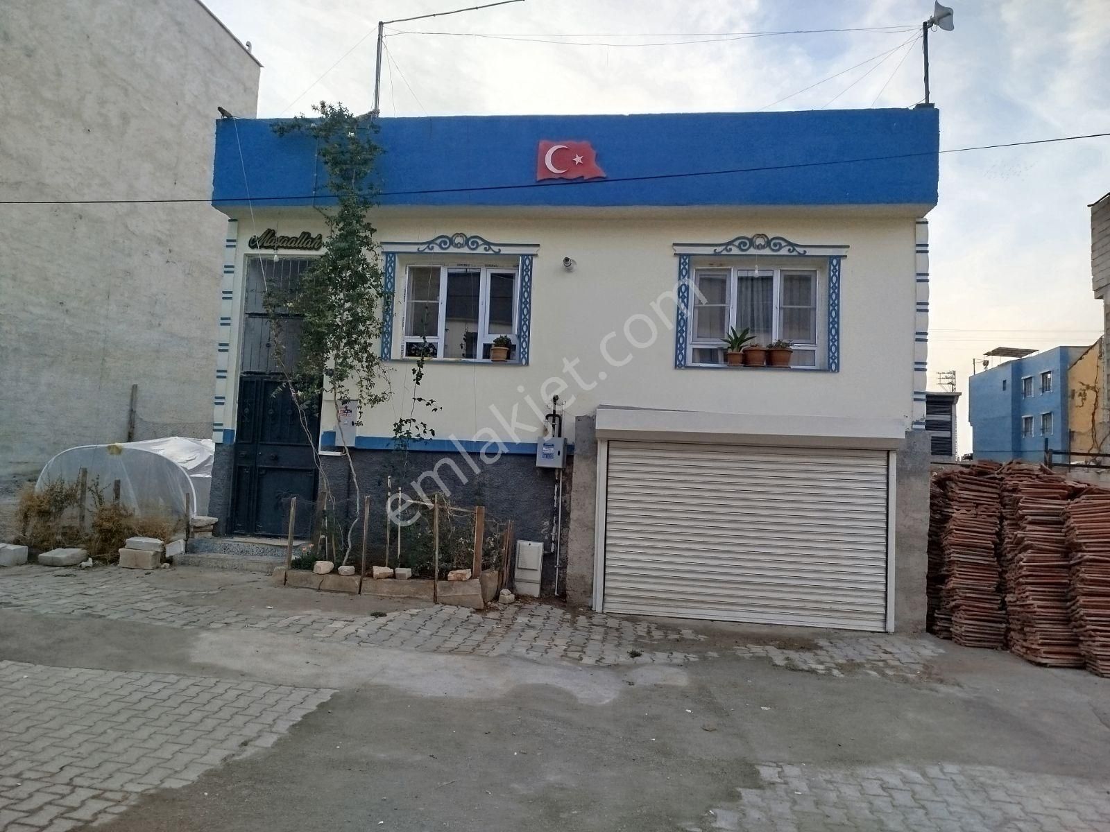 Burç Esentepe Mahallesinde Doğalgazlı 2+1 Müstakil Ev