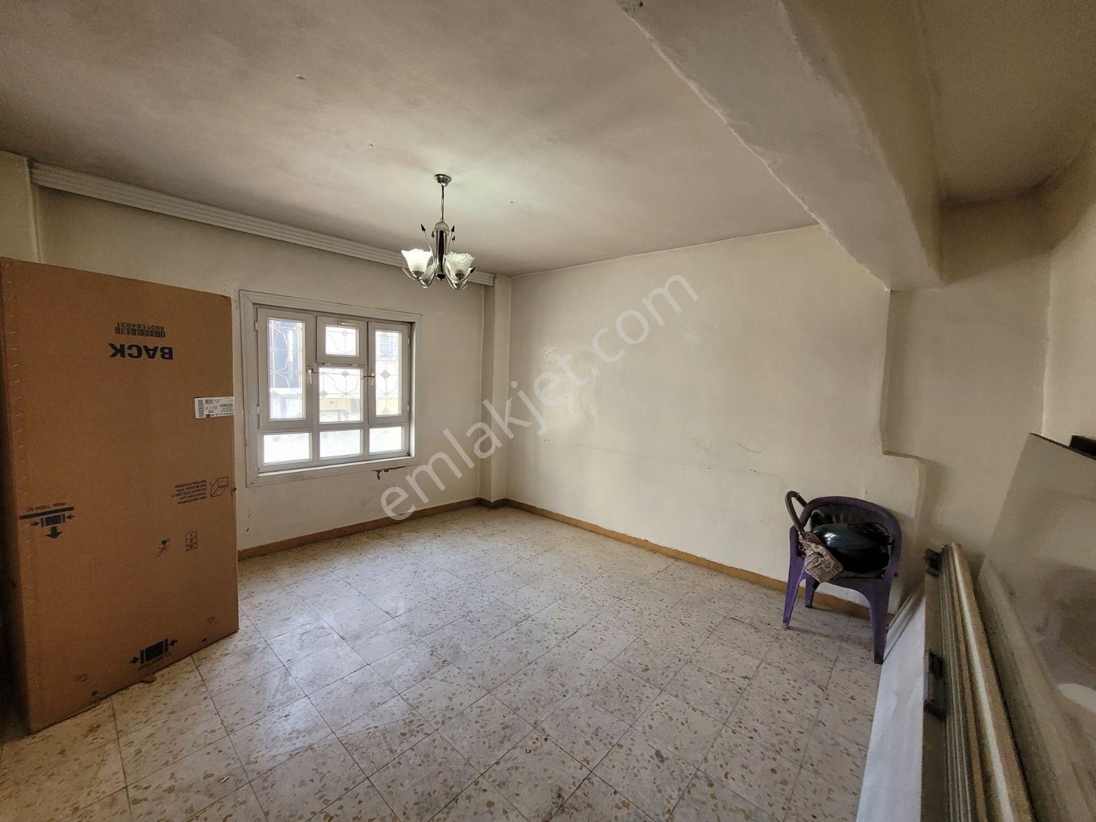 Metyap Konuttan Satılık 2 Katlı Müstakil Ev - Görsel 2