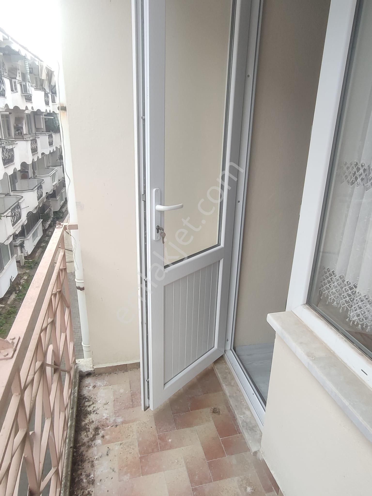Kumla'da Masrafsız Denize Yakın 2+1 Daire - Görsel 5