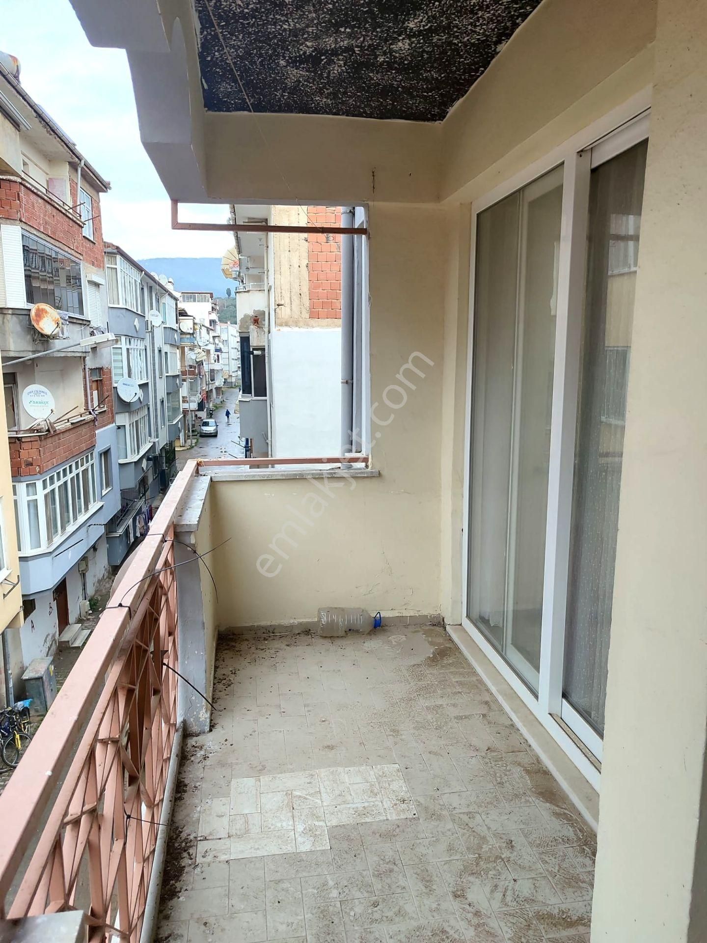 Kumla'da Masrafsız Denize Yakın 2+1 Daire - Görsel 3