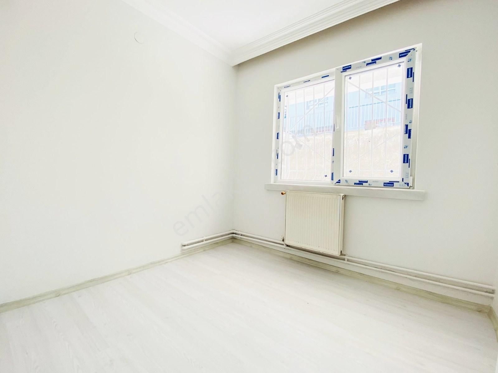 Valentia'dan Natoyolu Cadde Yanı Yapılı 3+1 Satılık Daire !!! - Görsel 14