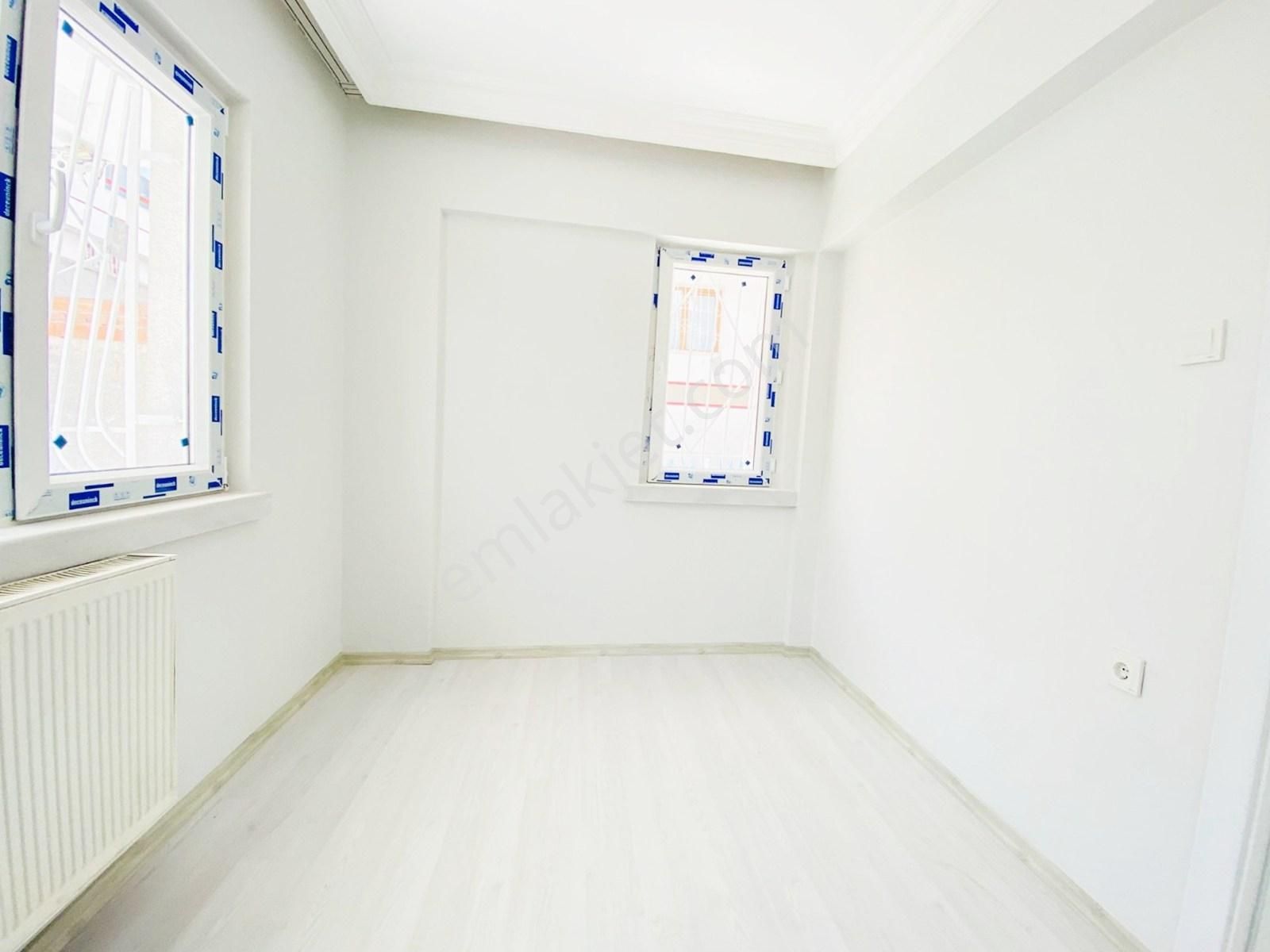 Valentia'dan Natoyolu Cadde Yanı Yapılı 3+1 Satılık Daire !!! - Görsel 5