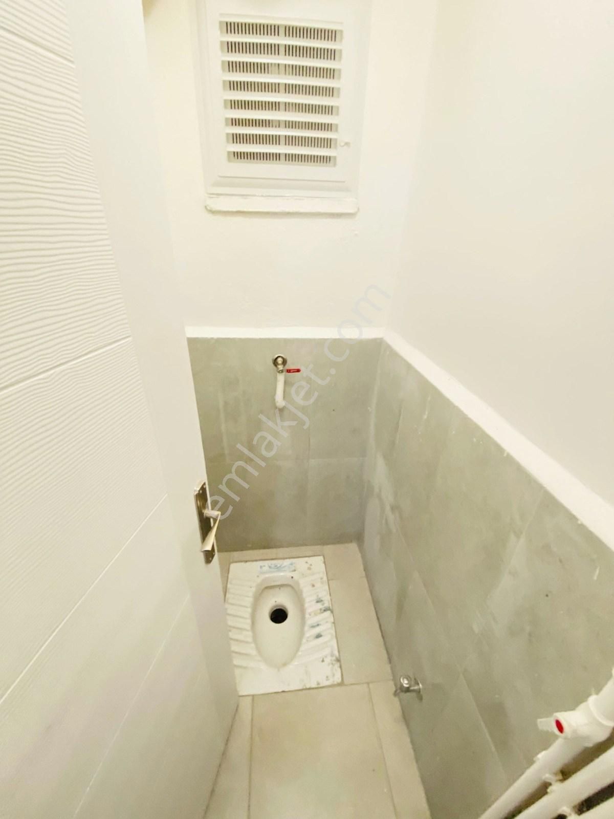 Valentia'dan Natoyolu Cadde Yanı Yapılı 3+1 Satılık Daire !!! - Görsel 21