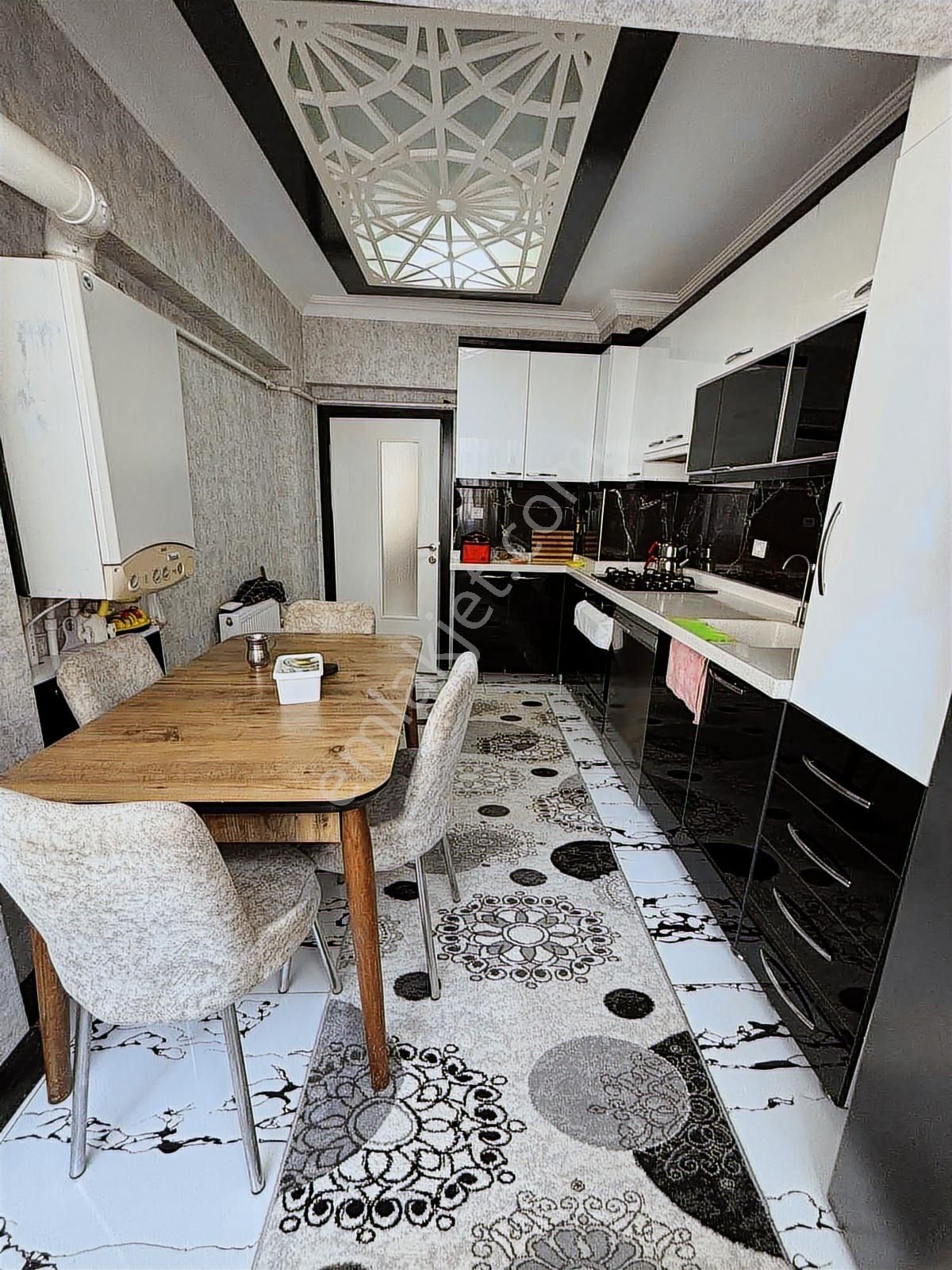 Torun^dan Full Yapılı Ön Cephe Geniş Masrafsız 3+1 Arakat Daire - Görsel 7