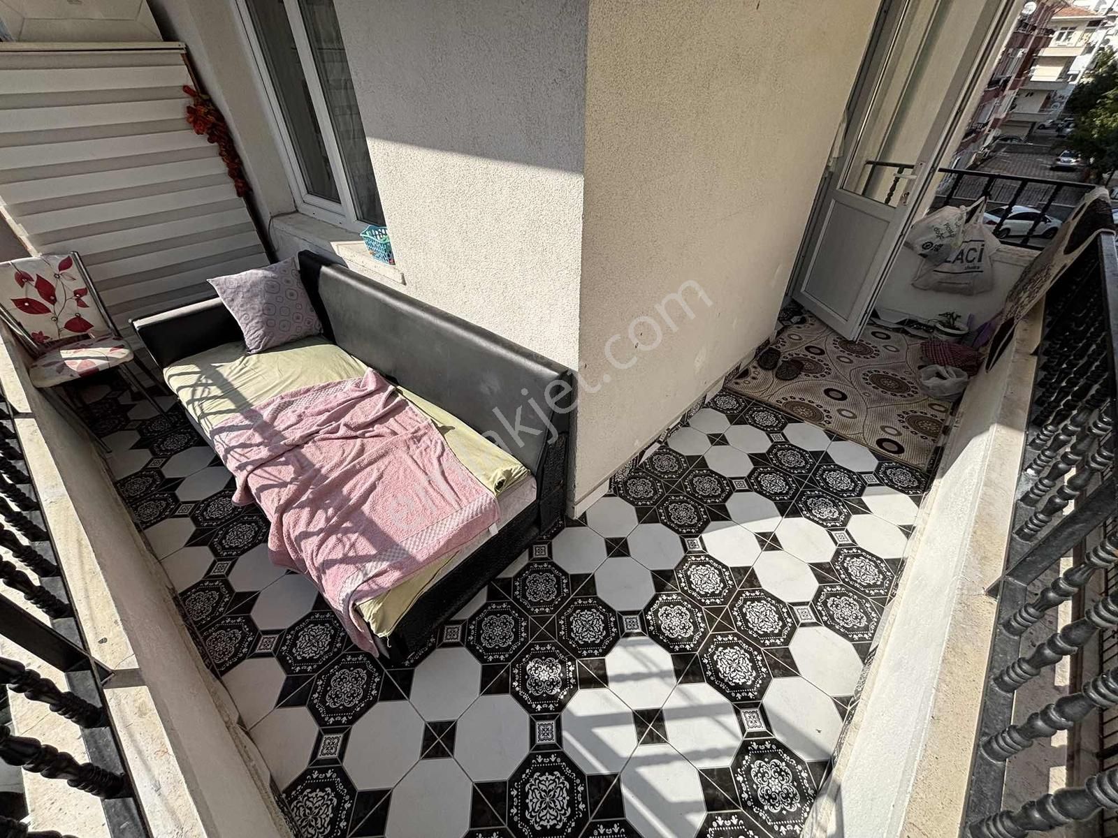 Torun^dan Full Yapılı Ön Cephe Geniş Masrafsız 3+1 Arakat Daire - Görsel 15