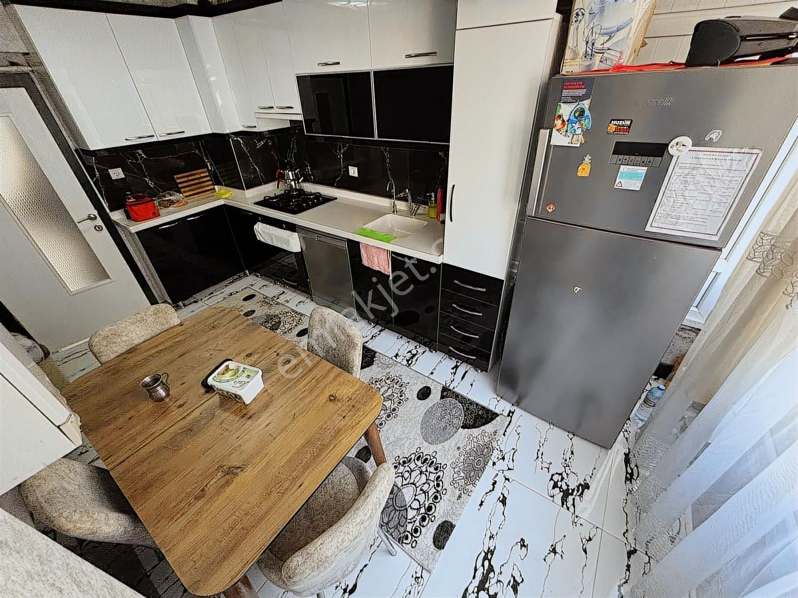 Torun^dan Full Yapılı Ön Cephe Geniş Masrafsız 3+1 Arakat Daire - Görsel 6