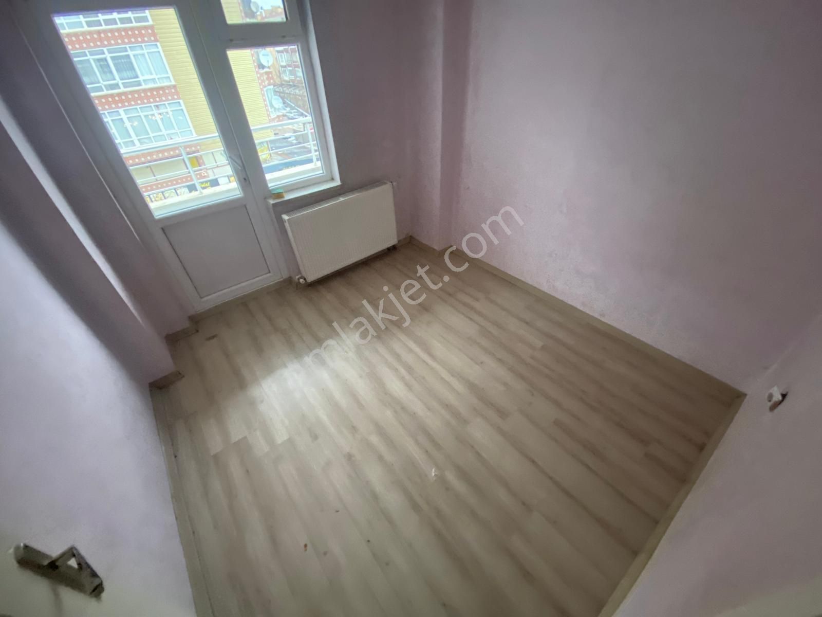 Yaşarkemal Cad. Ön Cephe Asansörlü Ara Katta 3+1 Bağımsız Dairee - Görsel 14