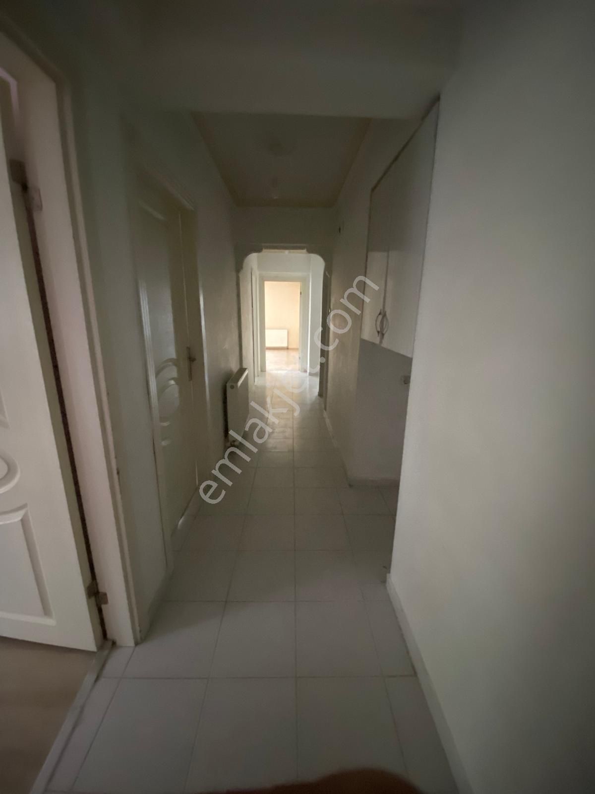 Yaşarkemal Cad. Ön Cephe Asansörlü Ara Katta 3+1 Bağımsız Dairee - Görsel 21