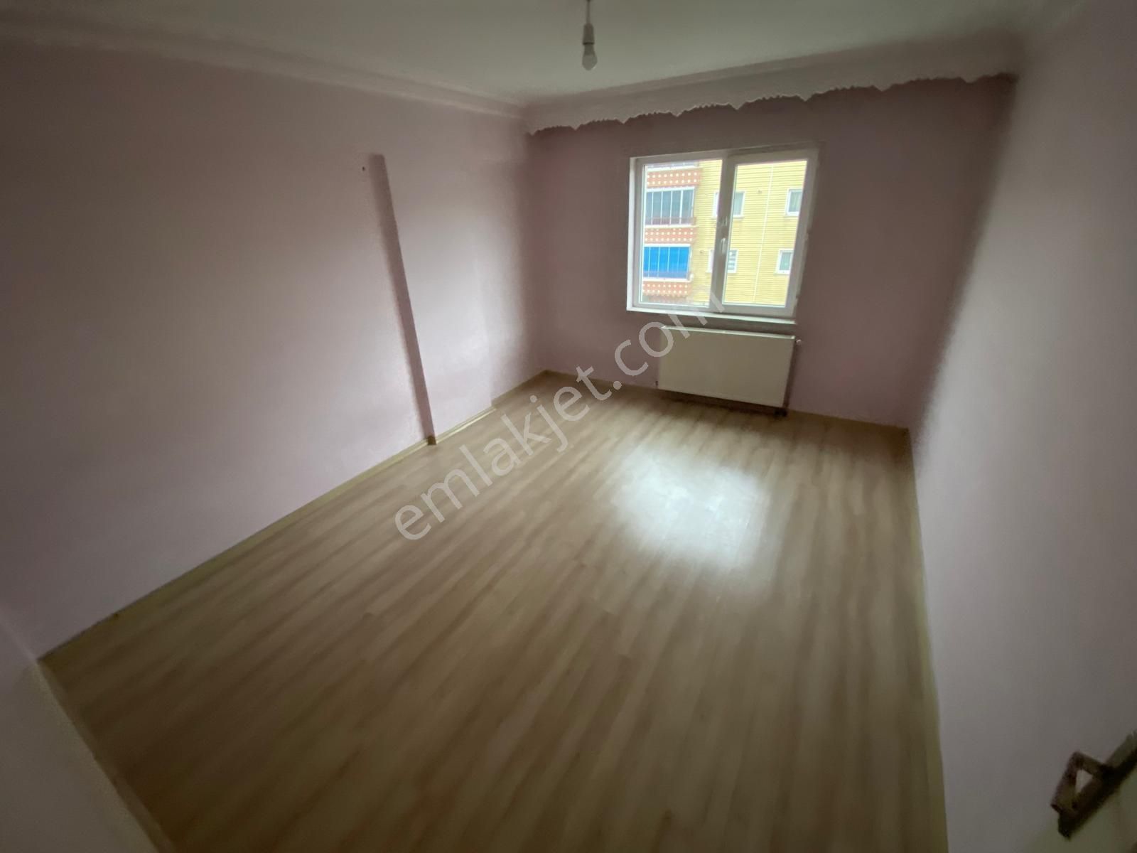 Yaşarkemal Cad. Ön Cephe Asansörlü Ara Katta 3+1 Bağımsız Dairee - Görsel 17