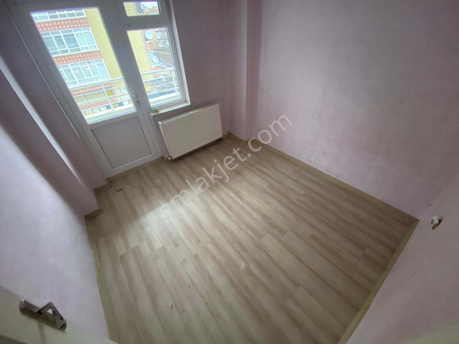 Yaşarkemal Cad. Ön Cephe Asansörlü Ara Katta 3+1 Bağımsız Dairee - Görsel 27