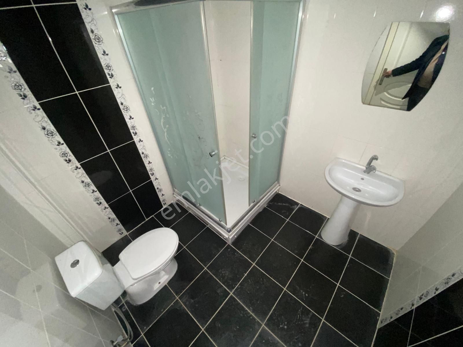 Yaşarkemal Cad. Ön Cephe Asansörlü Ara Katta 3+1 Bağımsız Dairee - Görsel 20