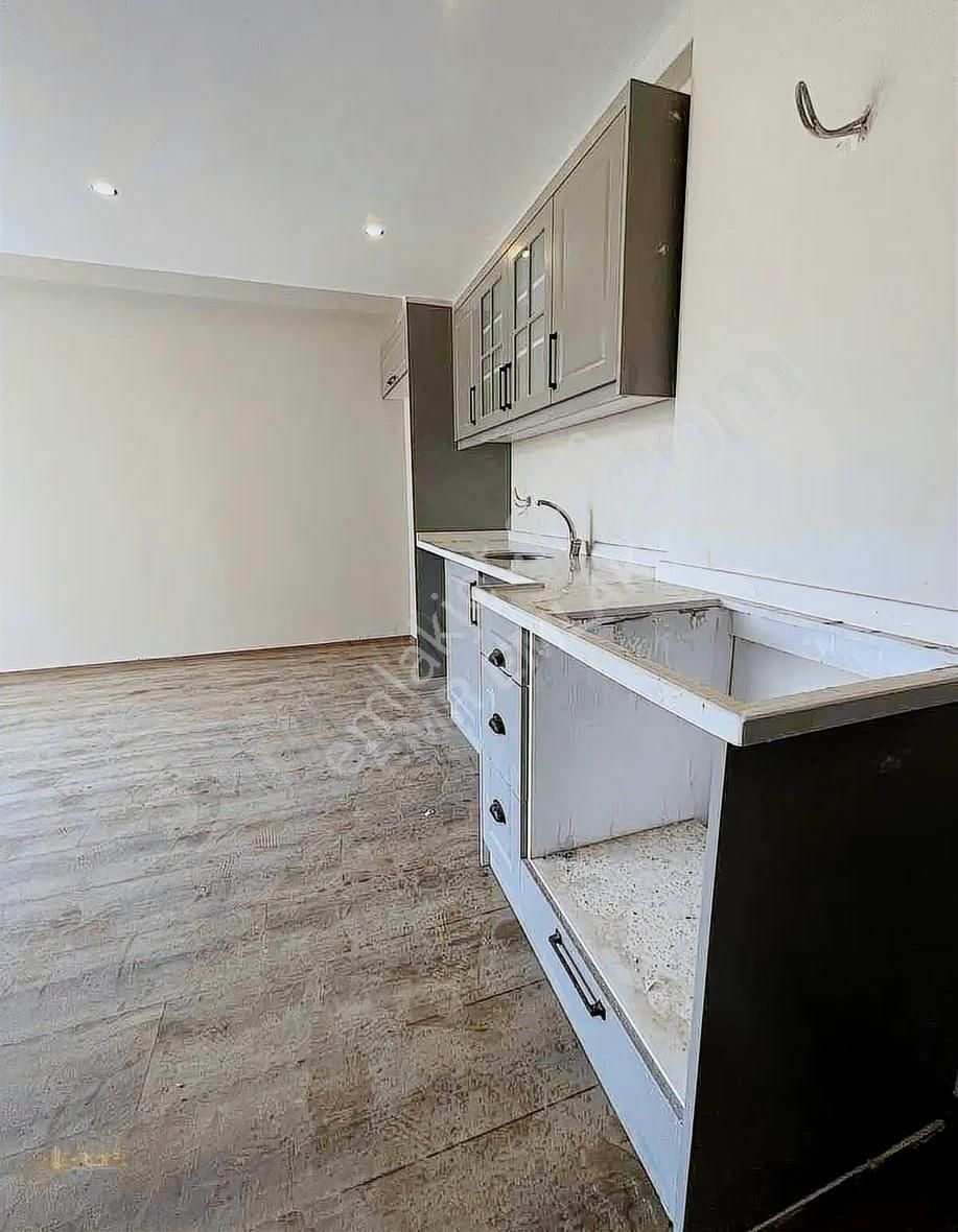 Emr'den 1+1 Uygun Lokasyon Daire - Görsel 12