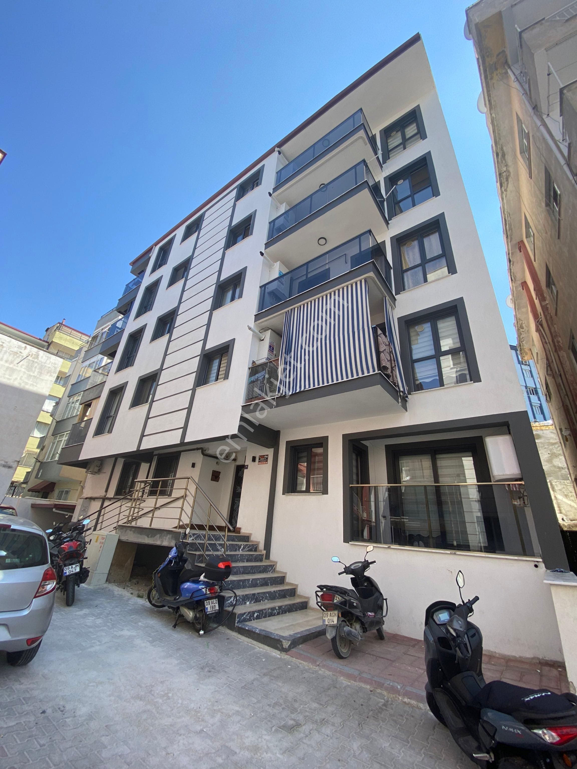 Söke Emlak Ofisinden Kuşadasında Doğalgazlı Kiralık Daire