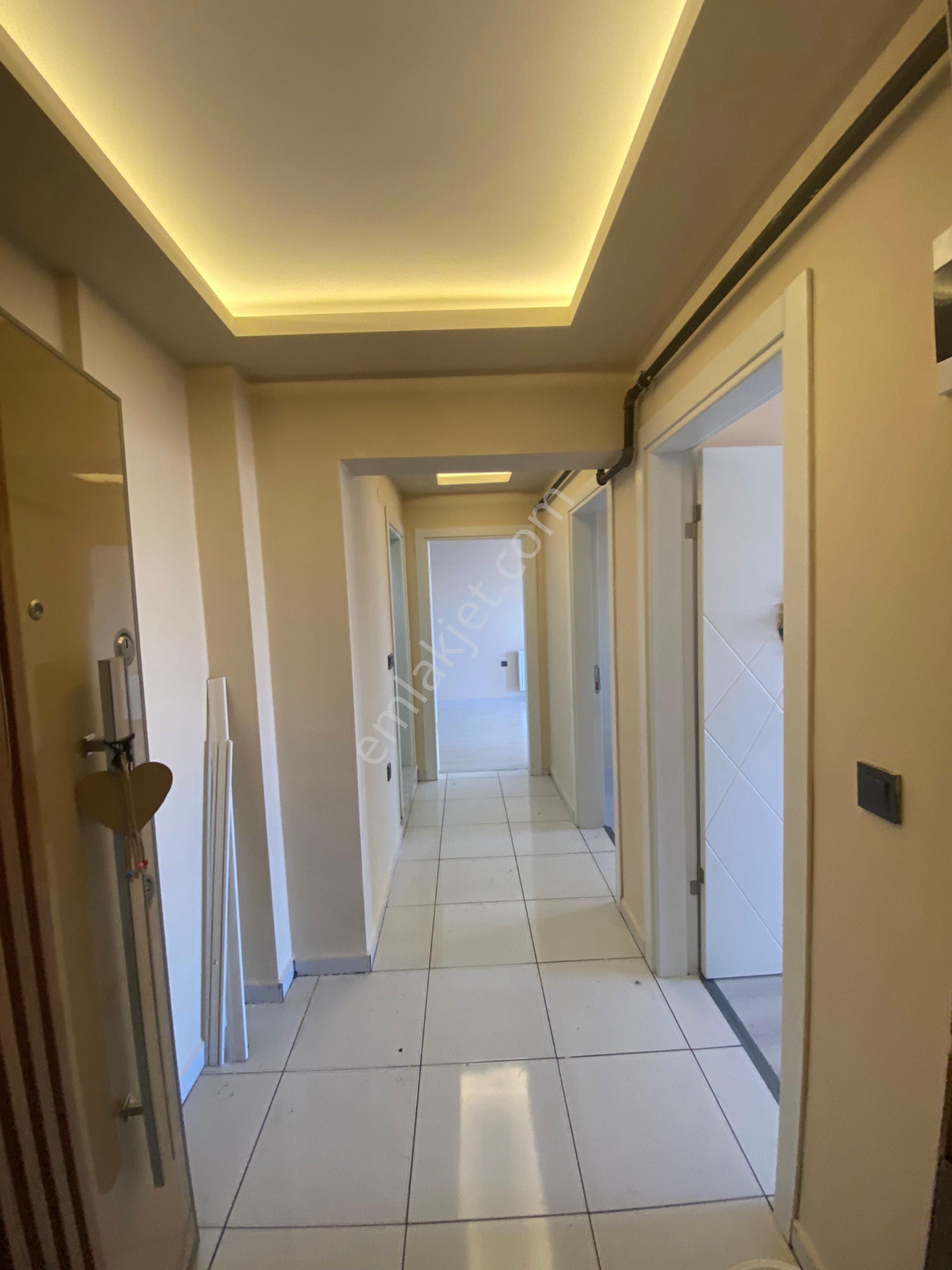 Söke Emlak Ofisinden Kuşadasında Doğalgazlı Kiralık Daire - Görsel 4