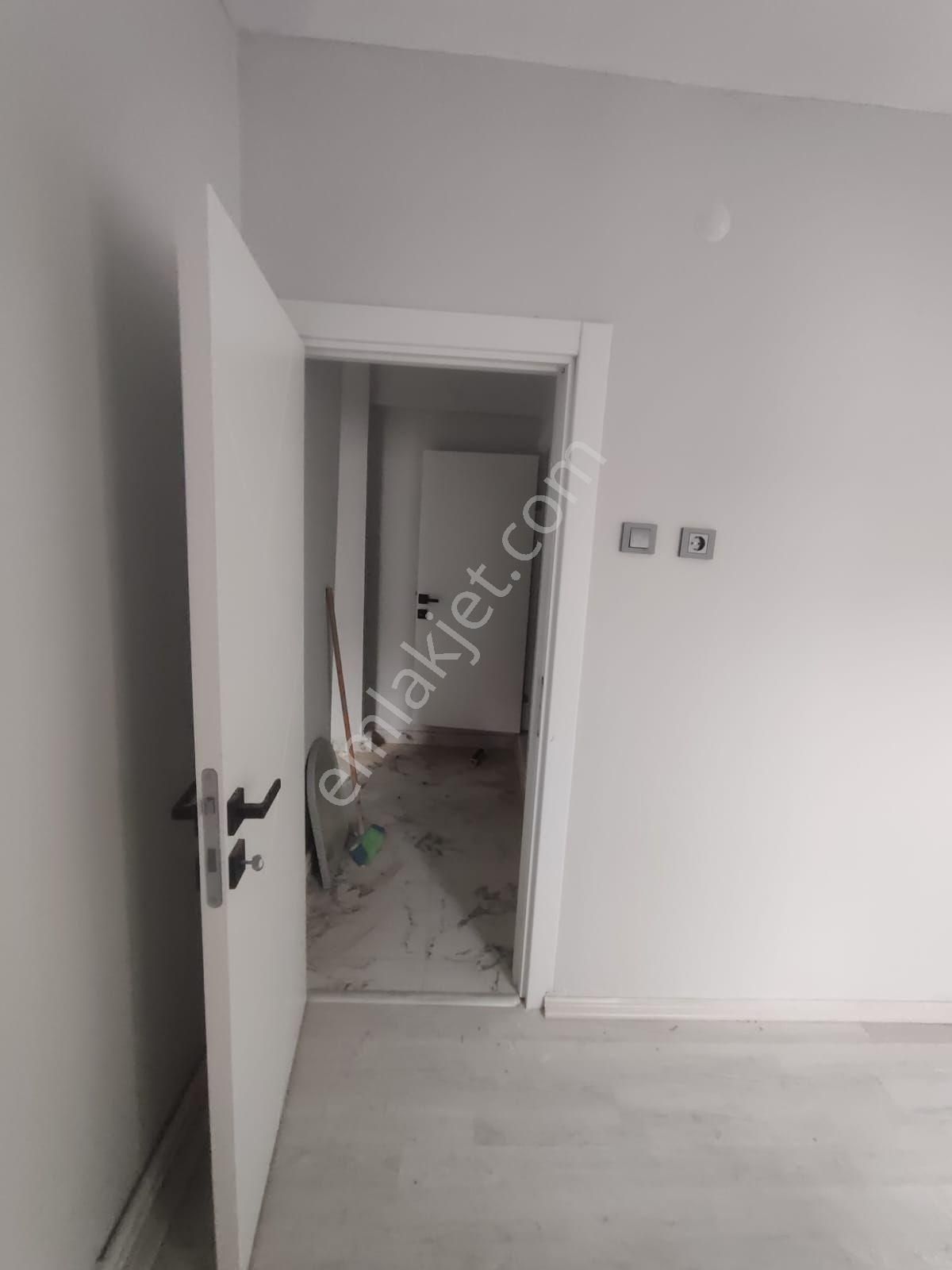 Kumla'da Yeni Tadilatlı Kombili 2+1 Daire - Görsel 15