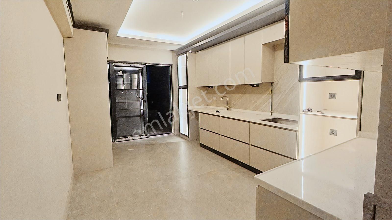 Ahi Mesut Mahallesi Geniş, Ferah, Modern, Lüks 3+1 Satılık Daire - Görsel 9