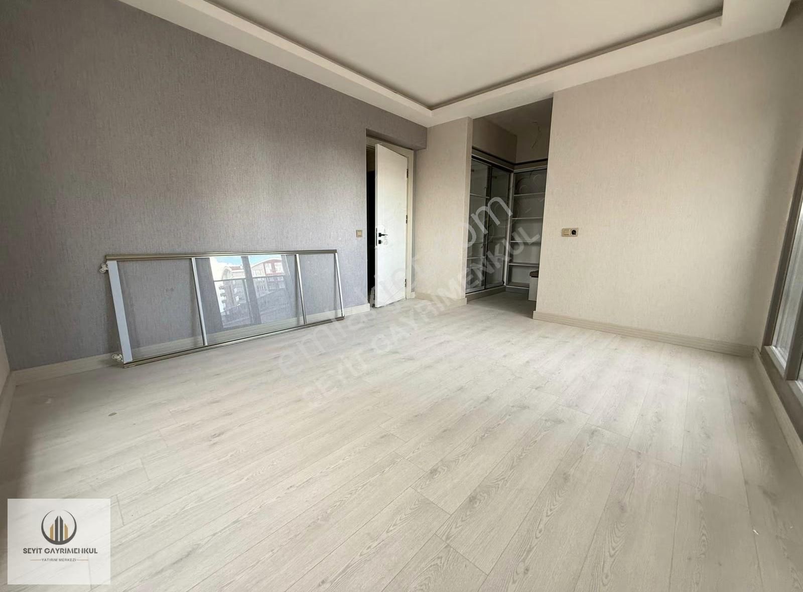 ▄seyit Gayrimenkul▄ege Mh.çift Bloklu Sıfır Lüx Sitede 3.kat 3+1 - Görsel 4