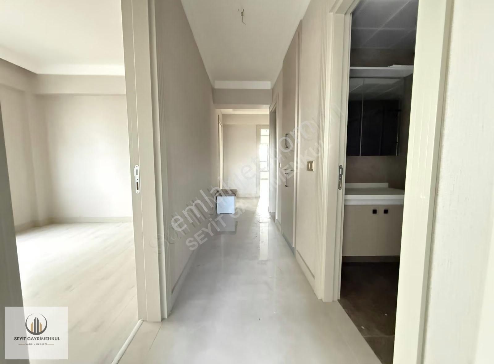 ▄seyit Gayrimenkul▄ege Mh.çift Bloklu Sıfır Lüx Sitede 3.kat 3+1 - Görsel 15