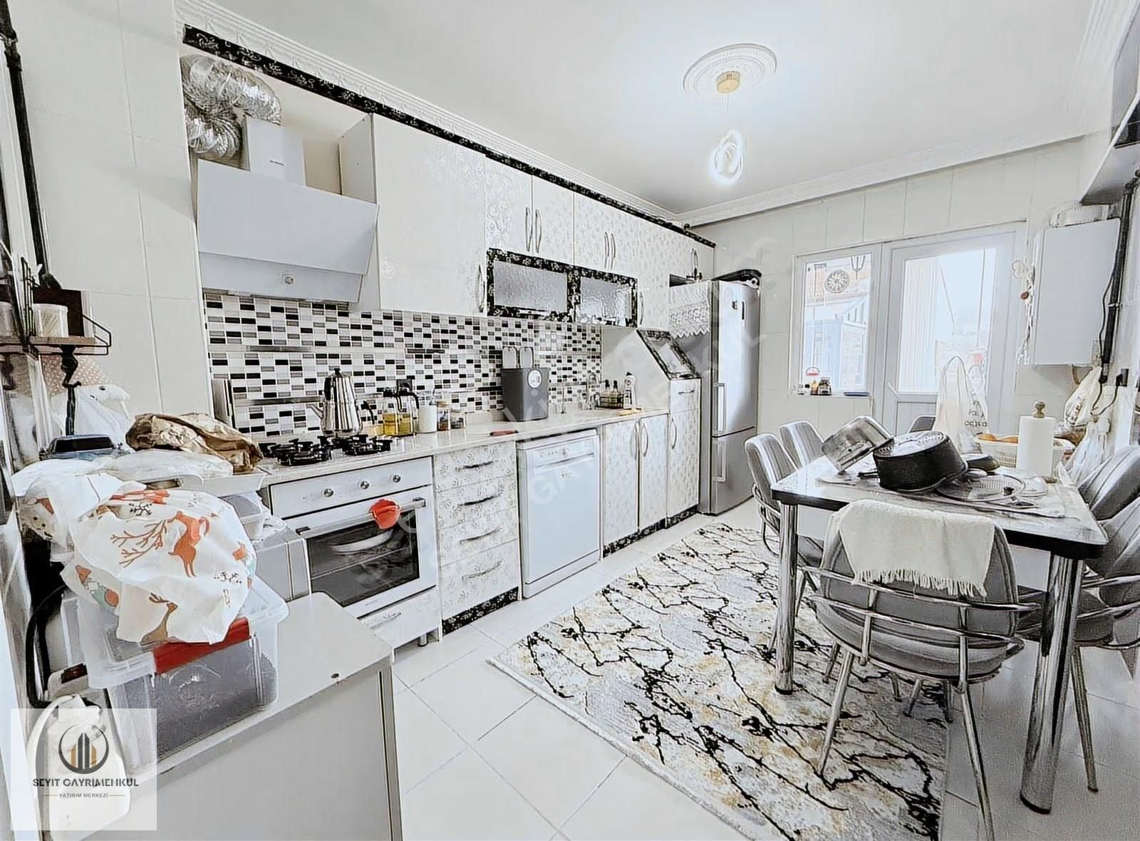 ▄seyit Gayrimenkul▄fırsat.!akşemsettin Mah.3.kat Full Yapılı 3+1 - Görsel 3