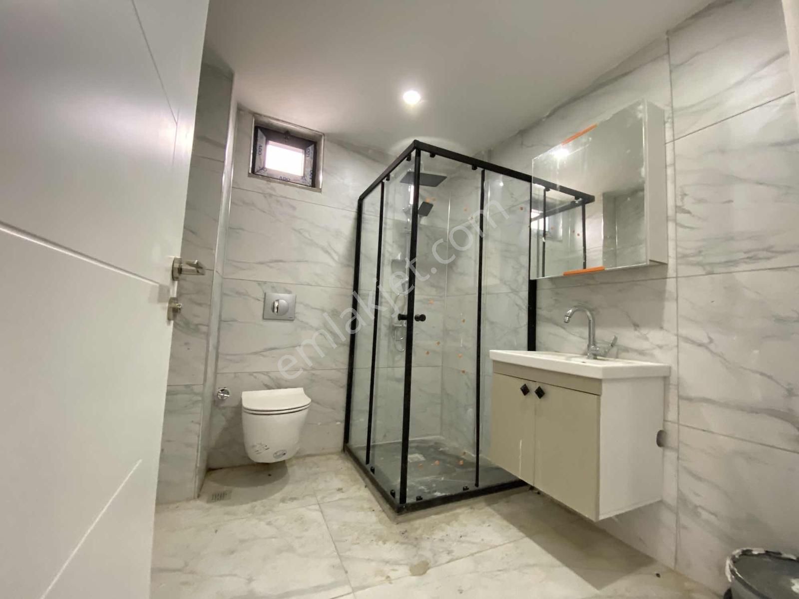 Sundera'dan Tramvaya Yakın Site İçerisinde Arakat 2+1 Sıfır - Görsel 10