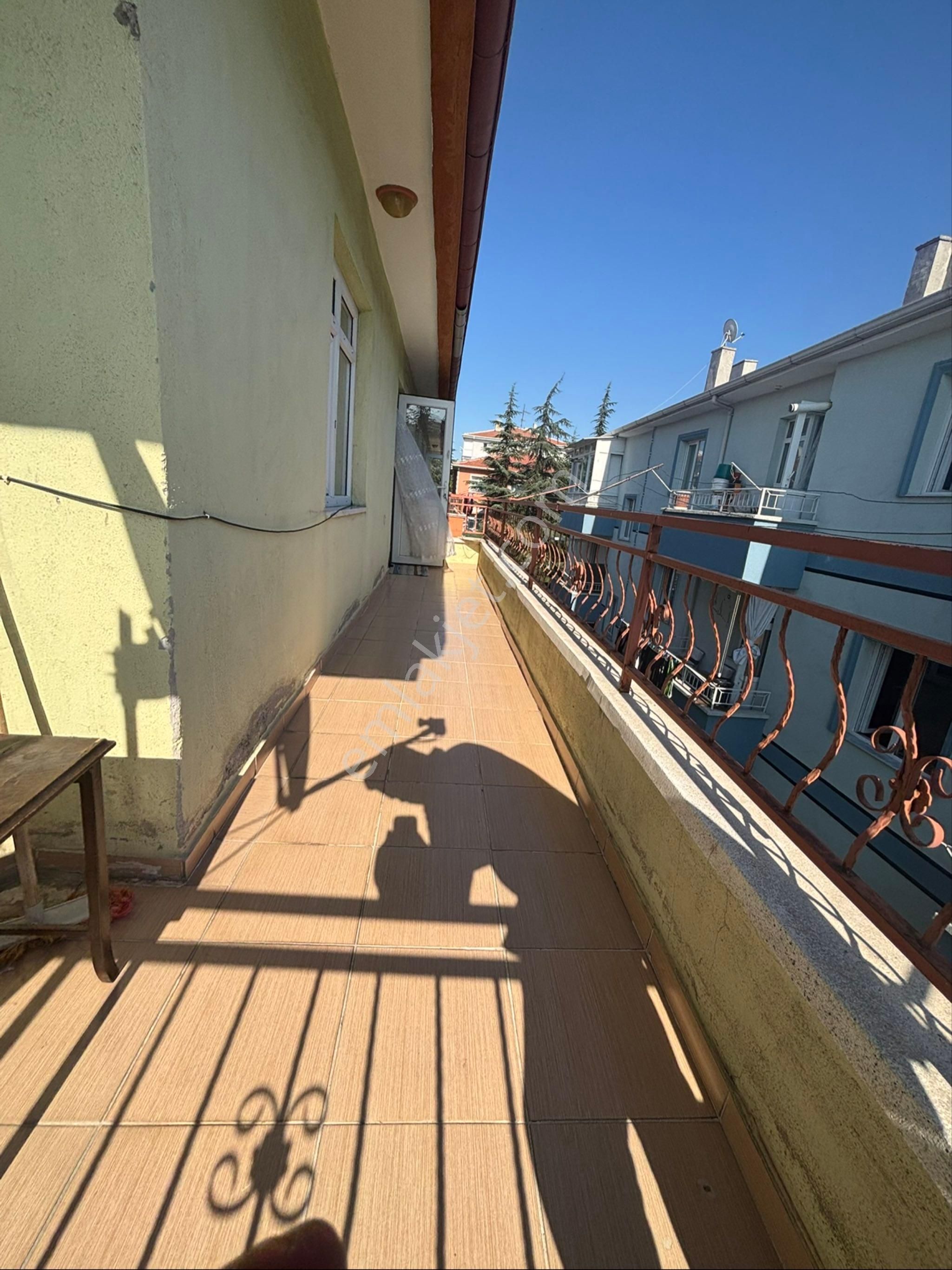 Torun^dan Pınarbaşı Mah.full Yapılı Asansörlü Ebeveyn B.4+1 Daire - Görsel 12