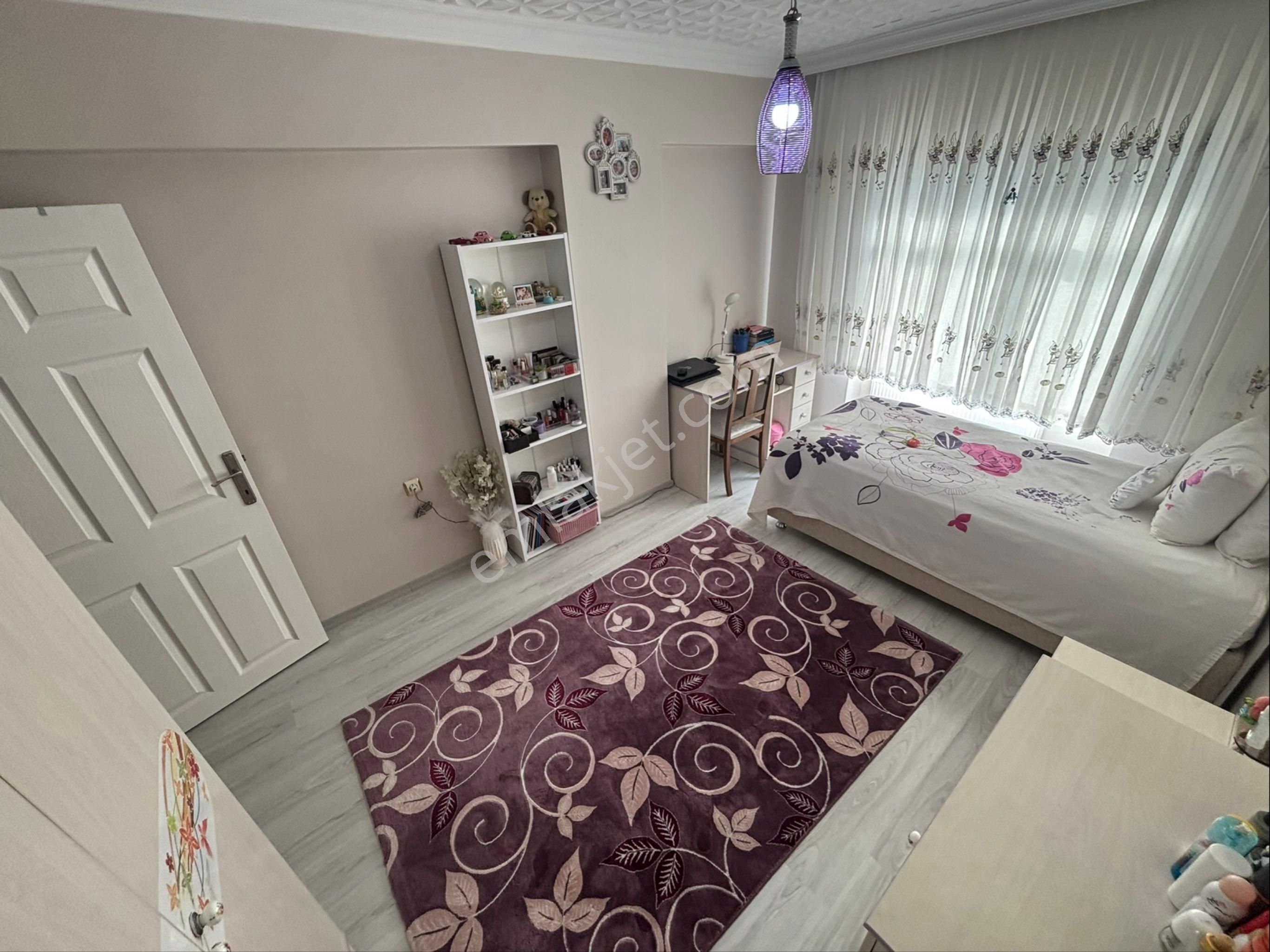 Torun^dan Pınarbaşı Mah.full Yapılı Asansörlü Ebeveyn B.4+1 Daire - Görsel 10