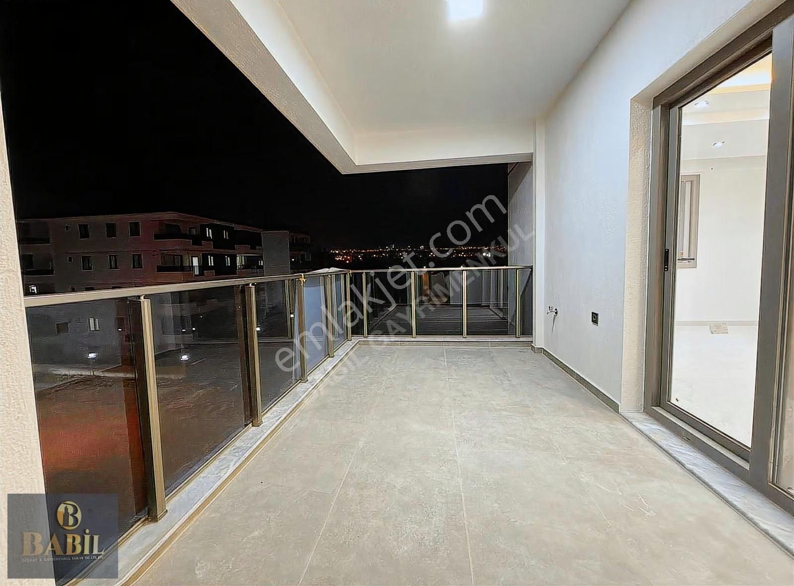 İnşaat Firmasından Acil! Karahasanlıda Sıfır 2+1-arakat Ön Cephe - Görsel 8