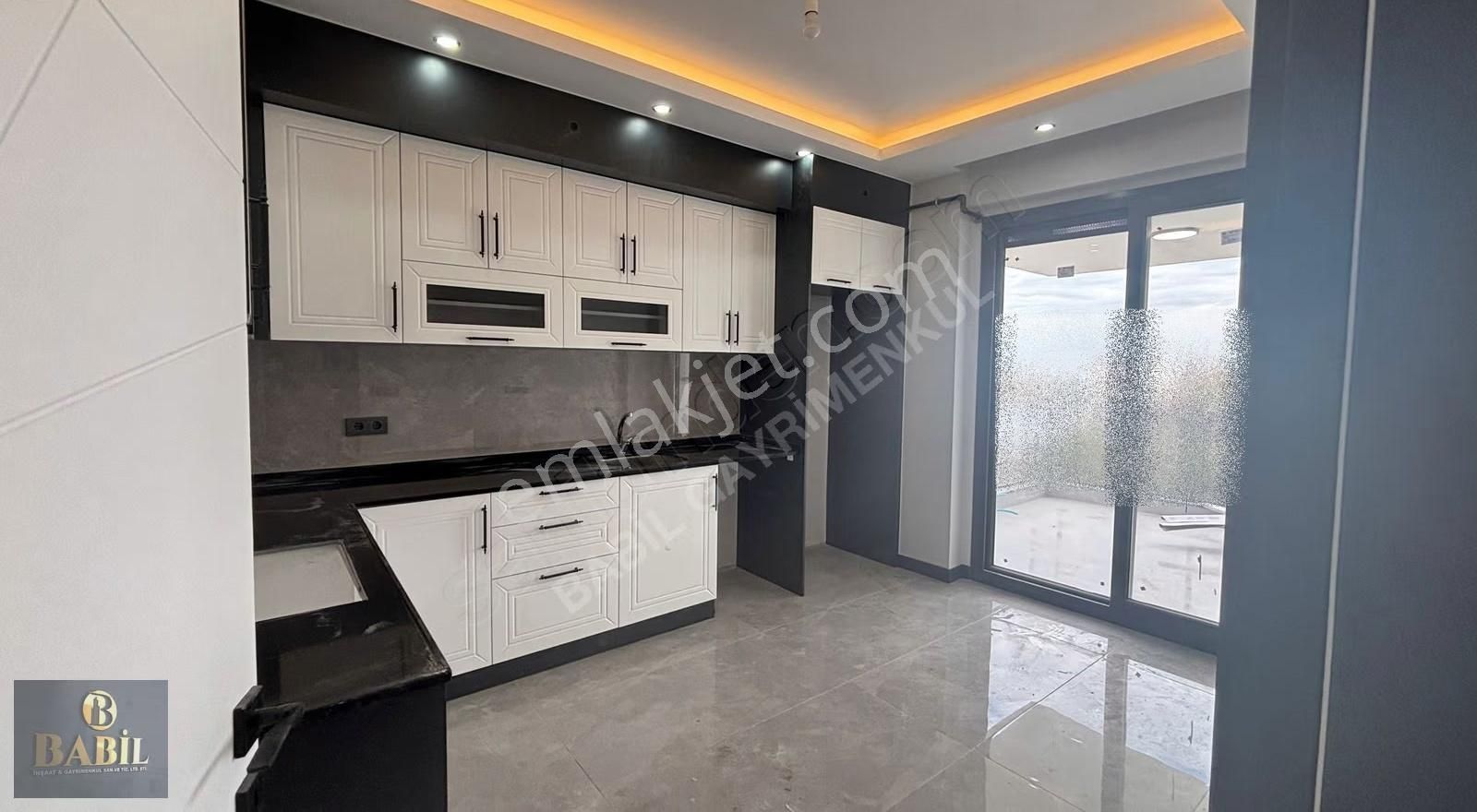 Babilden Şemiklerde 3+1 Daire- Ebeveyn Banyo Sıfır Bina - Görsel 3