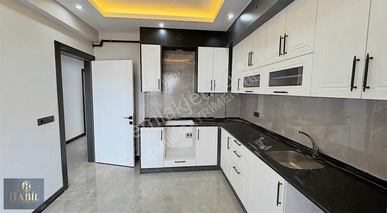 Babilden Şemiklerde 3+1 Daire- Ebeveyn Banyo Sıfır Bina - Görsel 14