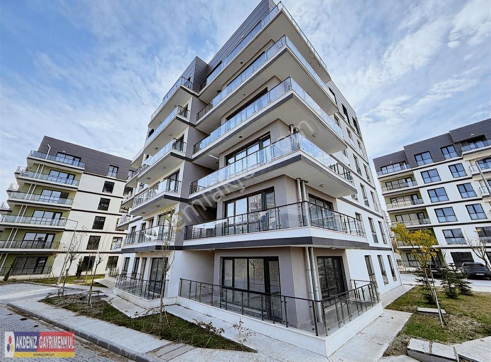 Güzelyalıda Göl Manzaralı Cazip Fiyat 2+1 Çift Cepheli K.mutfak - Görsel 18