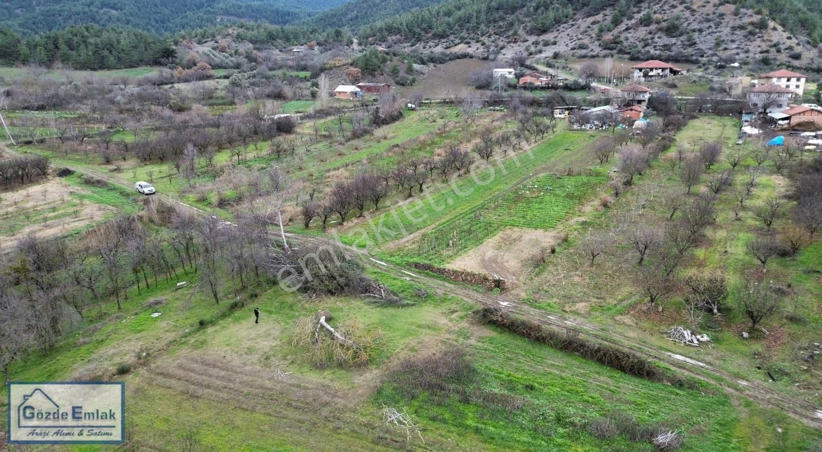 Geyve Şehrende Köye 100metre Yola Cepheli 357 M² Düz Zemin Araz - Görsel 28