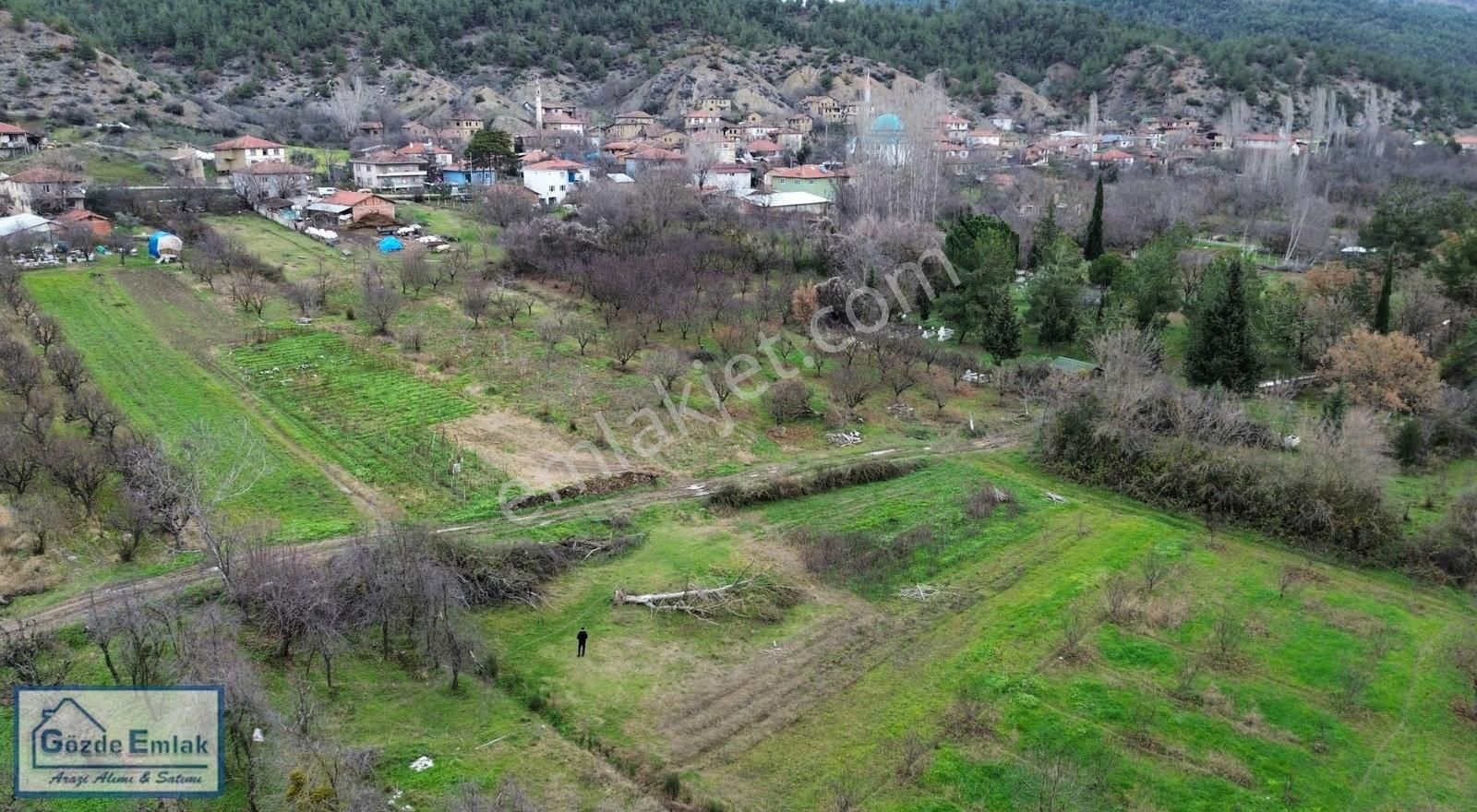 Geyve Şehrende Köye 100metre Yola Cepheli 357 M² Düz Zemin Araz - Görsel 18