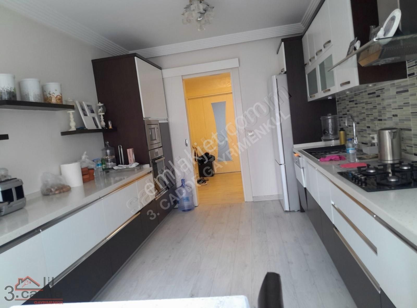 Bahcesehir Merkezde,a Tip Ful Tadilatıli,kiralik 4+1 Boş Daire. - Görsel 3