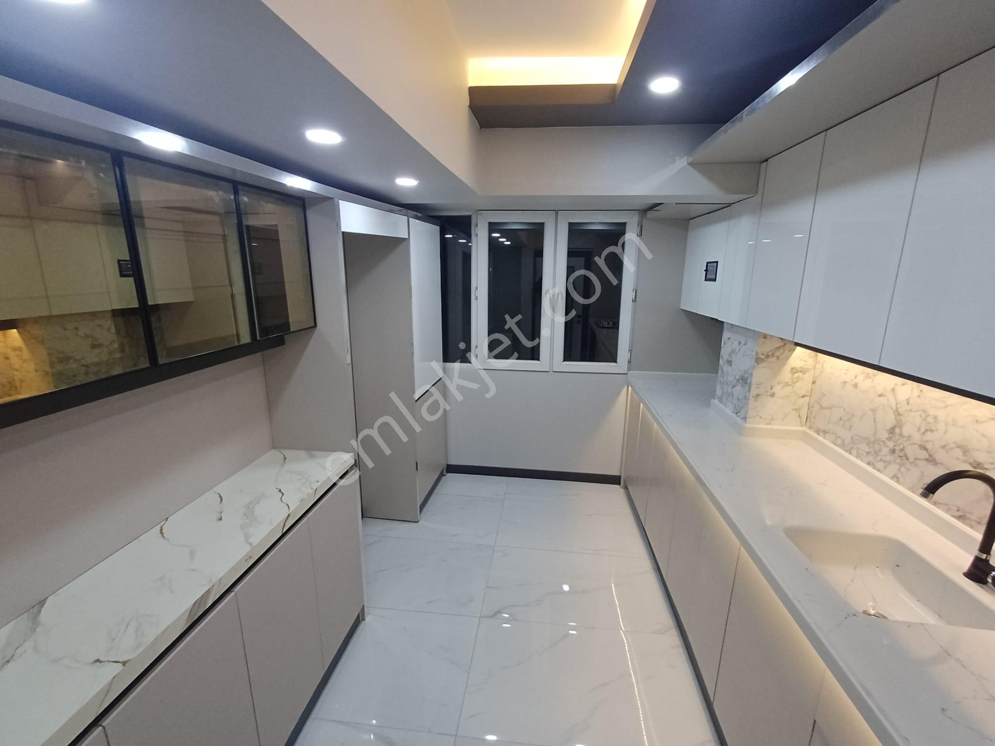 Yazıcı Emlak Tan Sincan Akşemsettin Mahallesinde Salon Bağımsız Satılık 3+1 Daire - Görsel 24