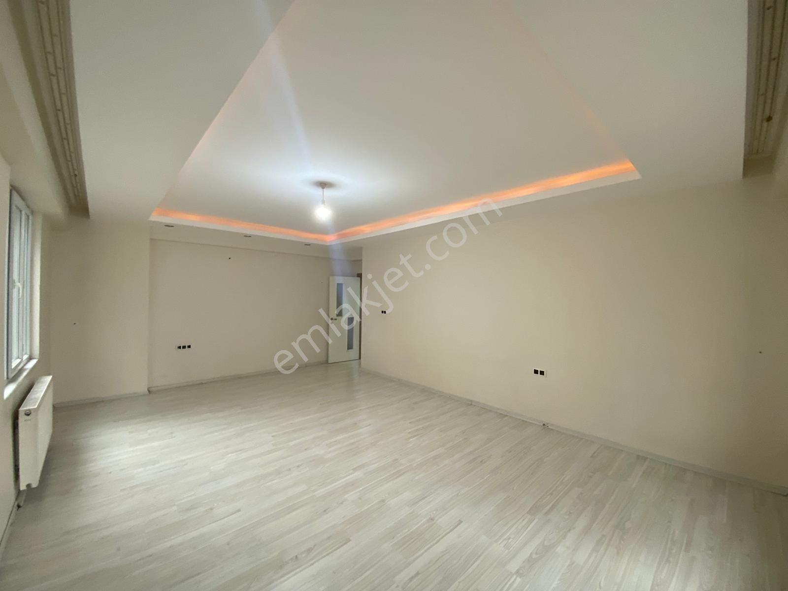 Üçkuyularda 3+1 Siteli Güvenlikli Daire - Görsel 16
