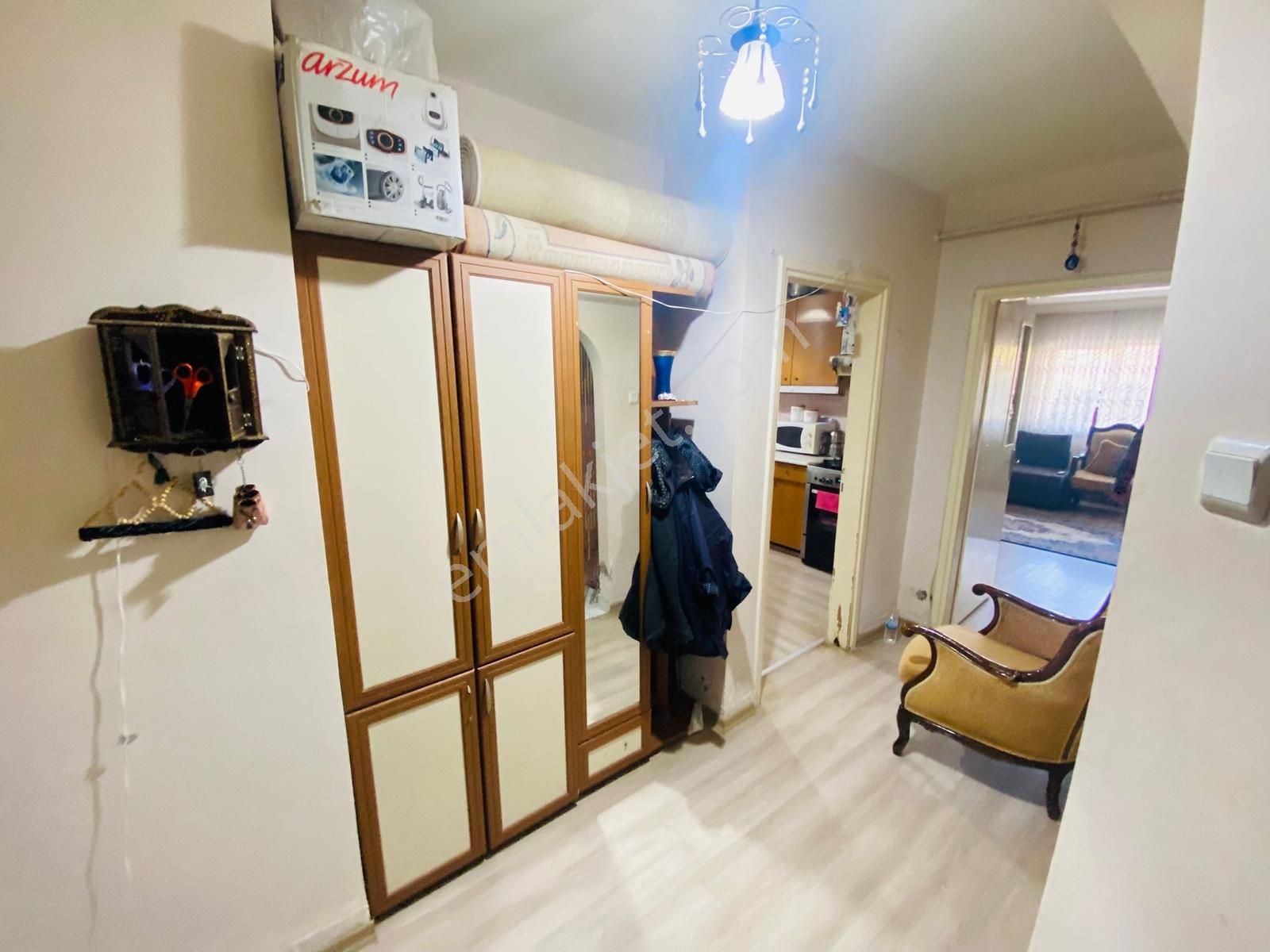 Valentia'dan Sokullu Cadde Üzeri Satılık Geniş Bağımsız Daire !! - Görsel 4