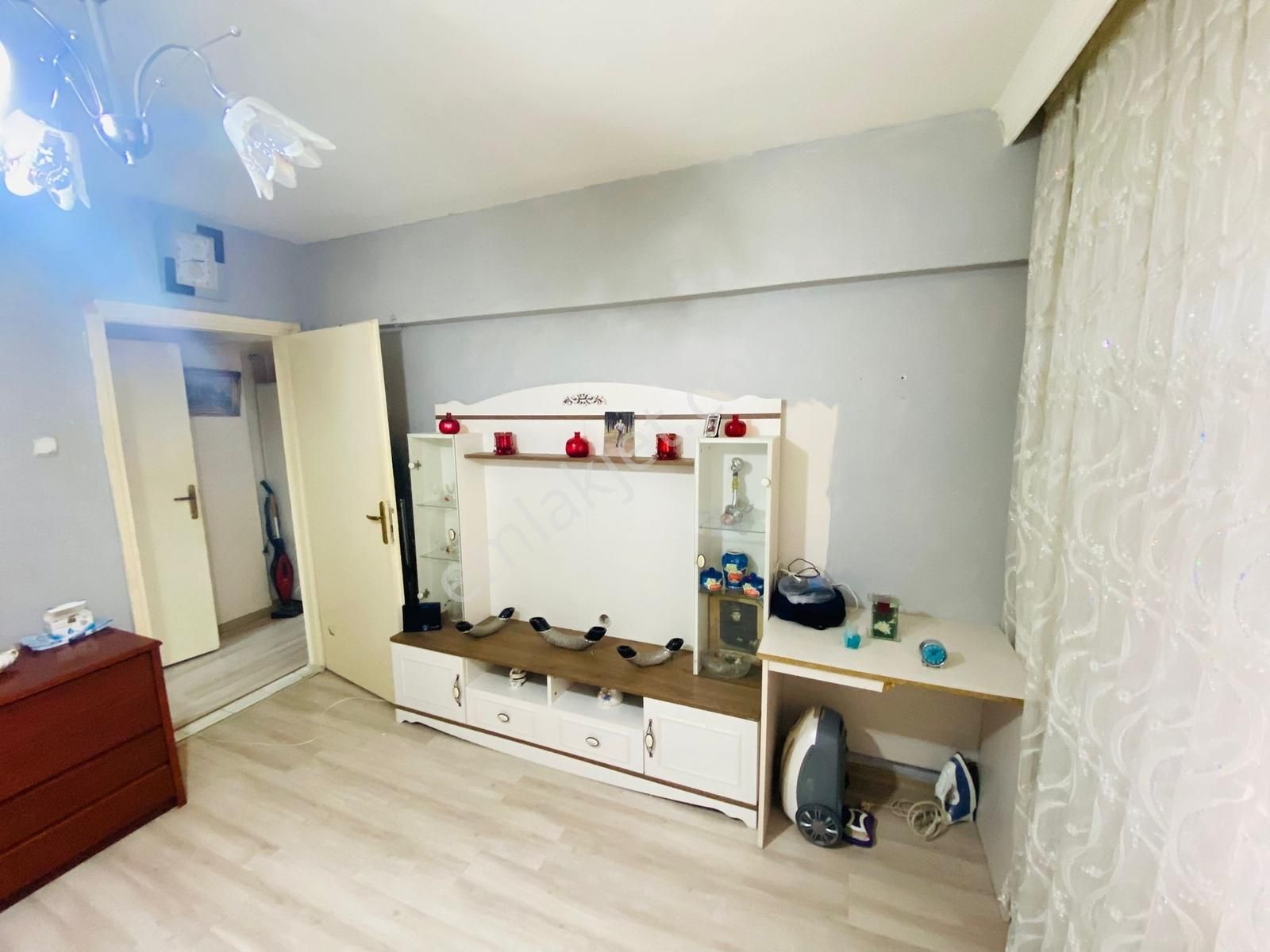 Valentia'dan Sokullu Cadde Üzeri Satılık Geniş Bağımsız Daire !! - Görsel 13