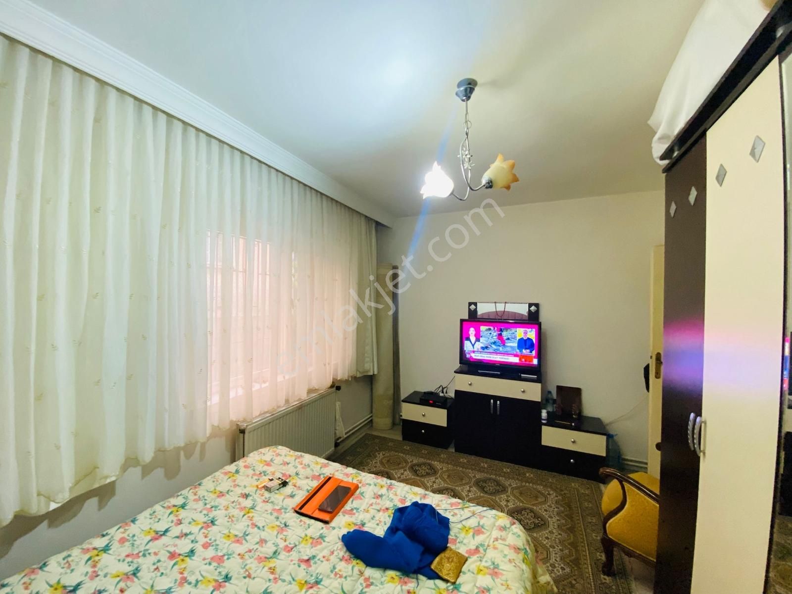 Valentia'dan Sokullu Cadde Üzeri Satılık Geniş Bağımsız Daire !! - Görsel 8