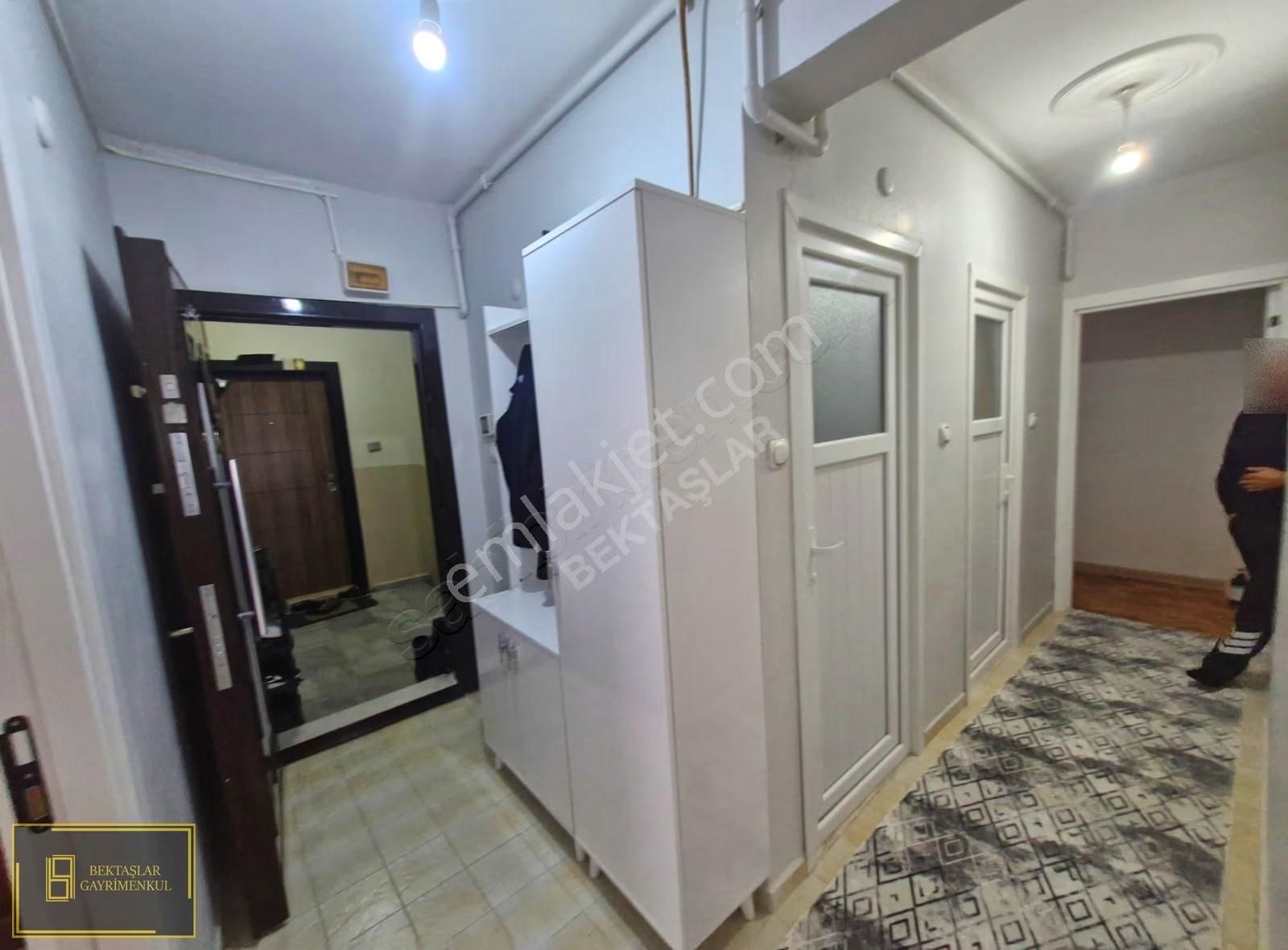 Metroya 10 Dk,arakat,balkon,ayrı Wc'li,içi Yapılı,geniş (3+1) - Görsel 8