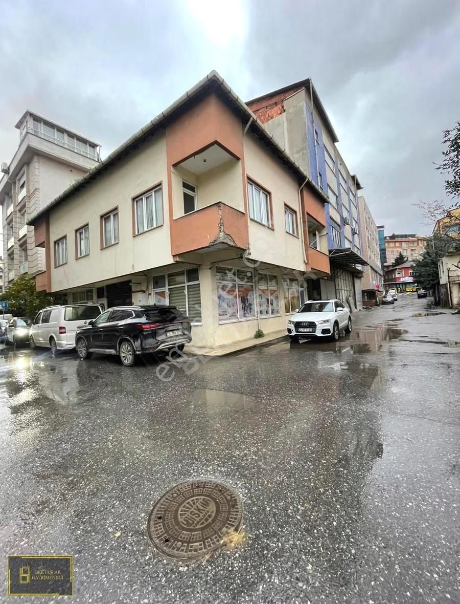 Örnek'te Kaçmaz Köşe Parsel Arsa+bina - Görsel 6