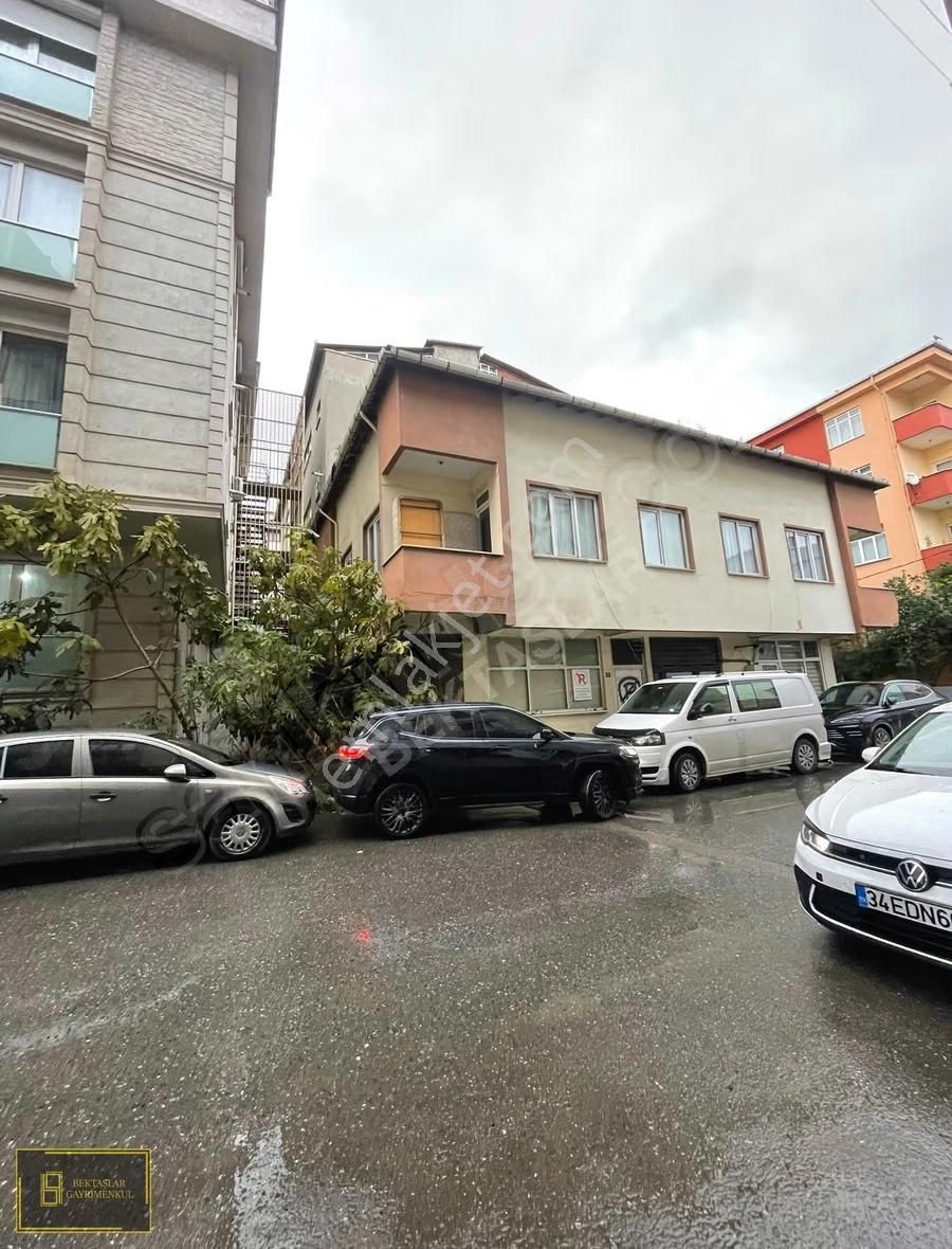 Örnek'te Kaçmaz Köşe Parsel Arsa+bina - Görsel 2