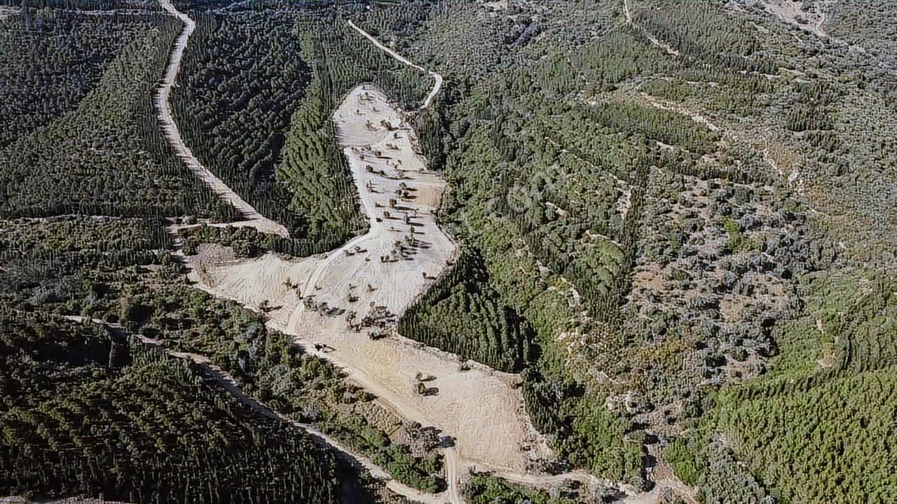 228m2,parsel Doğa İçinde,denize 2.5 Km Yakınlıkta,yatırıma Uygun - Görsel 2