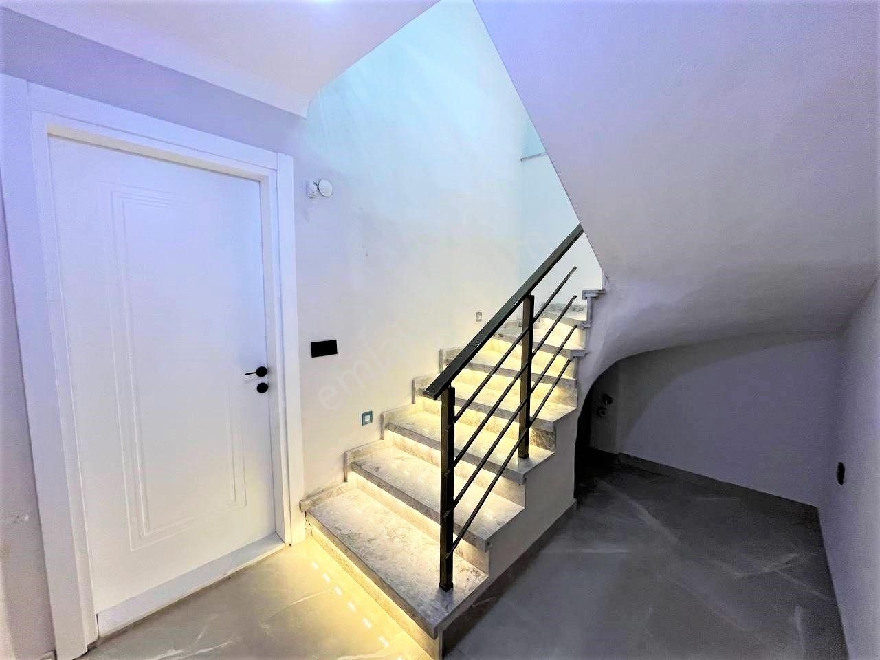 👉aygülden Güre'de Sıfır Ful Deniz Manzaralı 300 M2 Arsa İçi Tam Bağımsız 3+1 Satılık Mustakil Villa - Görsel 28