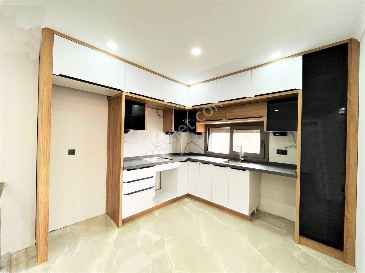 👉aygülden Güre'de Sıfır Ful Deniz Manzaralı 300 M2 Arsa İçi Tam Bağımsız 3+1 Satılık Mustakil Villa - Görsel 5