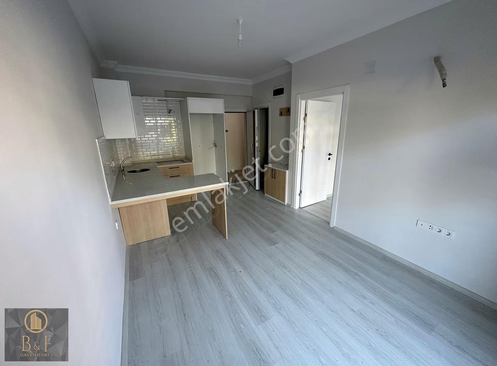 Emek Mahallesinde Kiralık 1+1 Daire