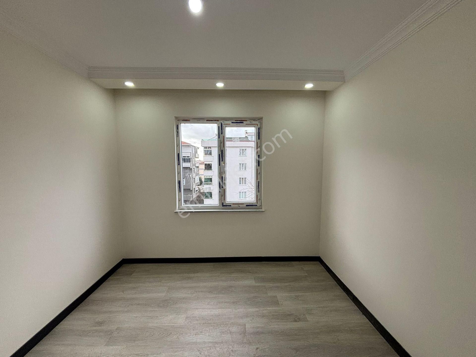 **eryıldız İnşaat'tan**merkezi Konumda İskanlı K.otoparklı 2+1**4.kat Güney Cephe - Görsel 24