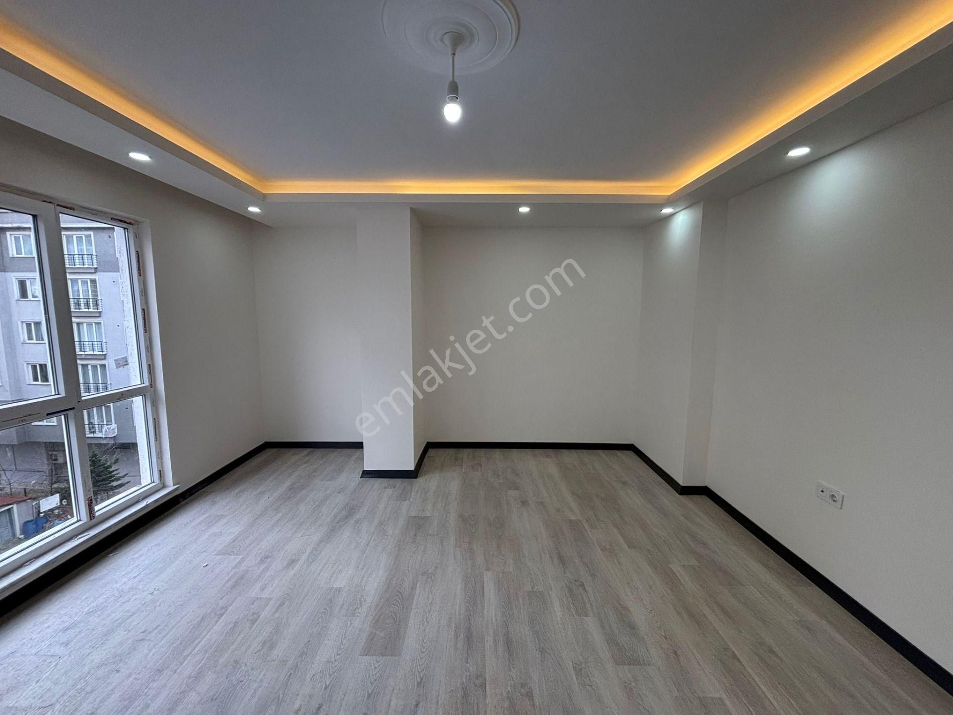 **eryıldız İnşaat'tan**merkezi Konumda İskanlı K.otoparklı 2+1**4.kat Güney Cephe - Görsel 16