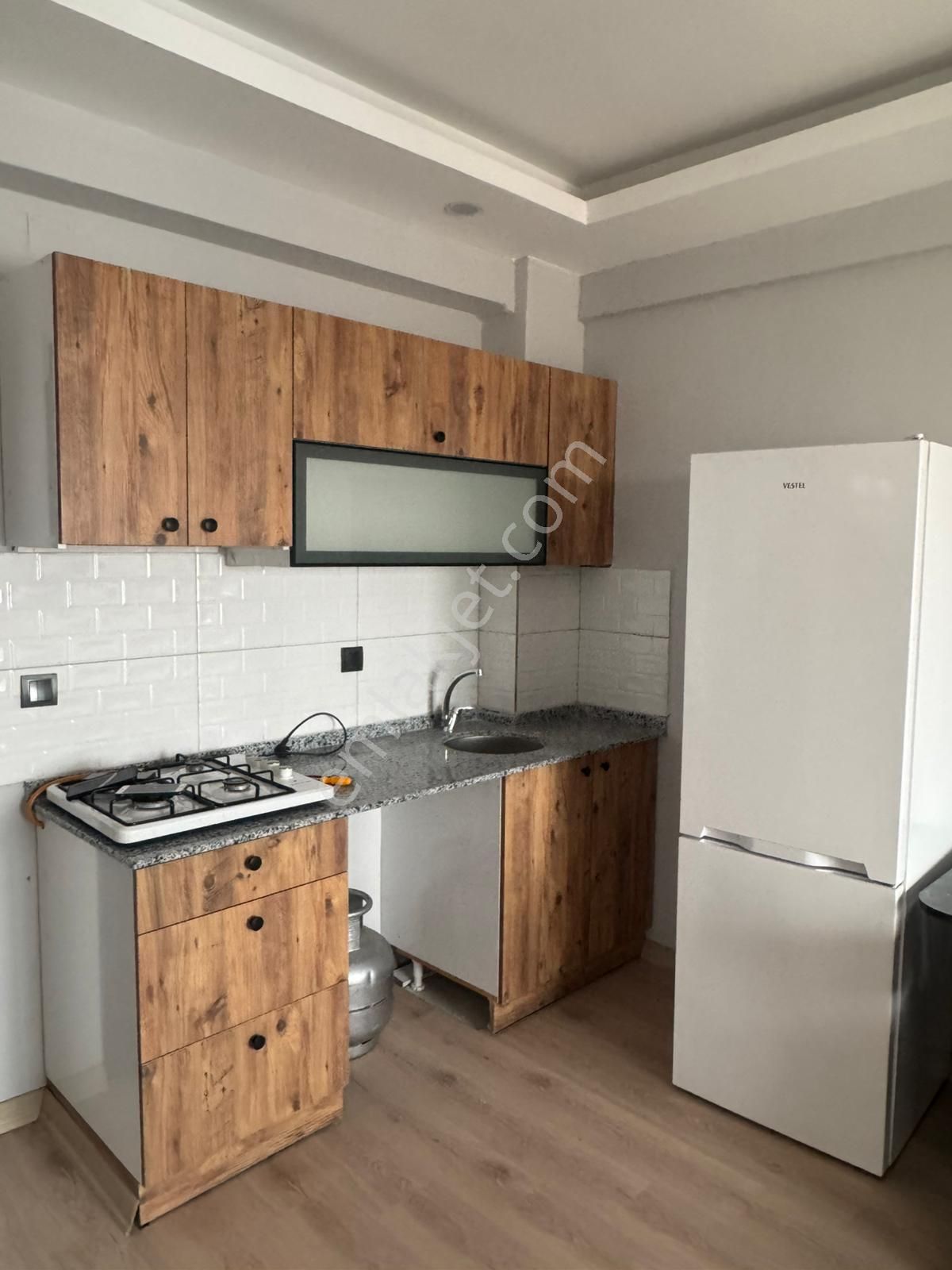Adana Sarıçamda Gültepe Gelinçik Caddesi Yakınında 1+1 Eşyaları Sıfır Kiralık Fırsat Daire .. - Görsel 8
