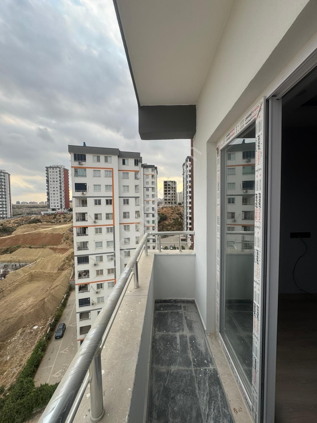 Adana Sarıçamda Gültepe Gelinçik Caddesi Yakınında 1+1 Eşyaları Sıfır Kiralık Fırsat Daire .. - Görsel 7