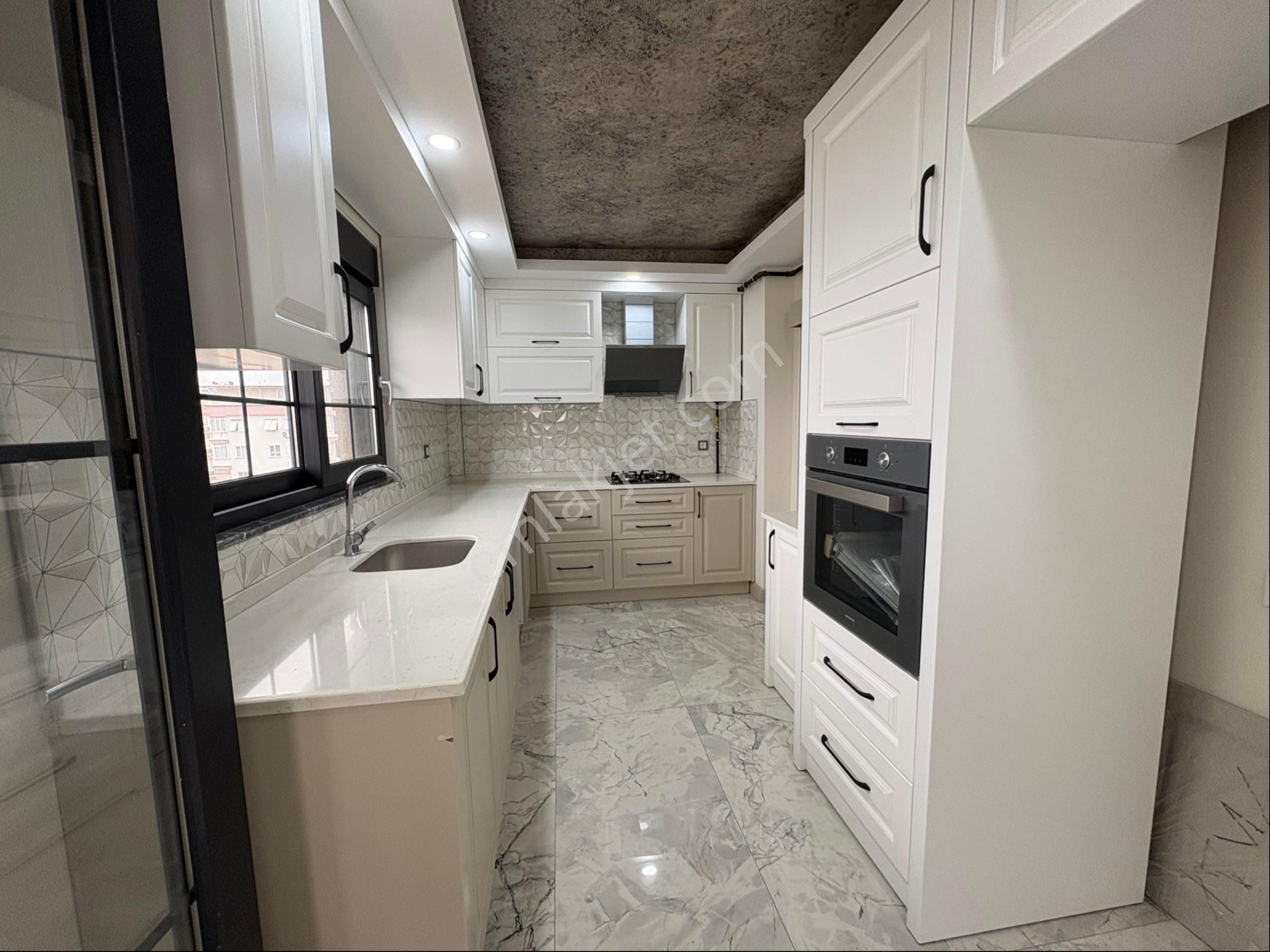 Artı Dan Muhteşem Ultra Lüx Cadde Dibi 4+1 - Görsel 15